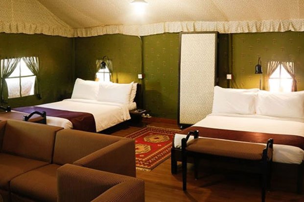 Ayurvedic-hospital-in-bangalore-Itoozhi-Ayurveda-accommodation-room