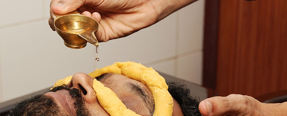 Ayurvedic-Eye-Care-Wellness-Therapy-Weekend-Wellness-Itoozhi-Ayurveda